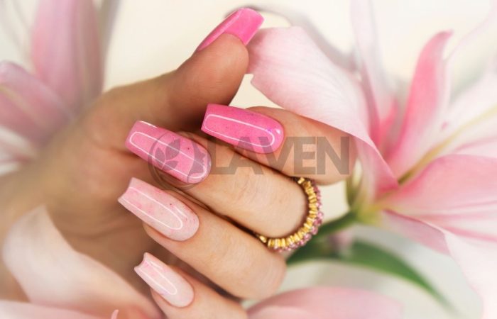 Protez Tırnak Nedir? Ne Kadar Süre Kalır ve Fiyatları Nedir? (2025)